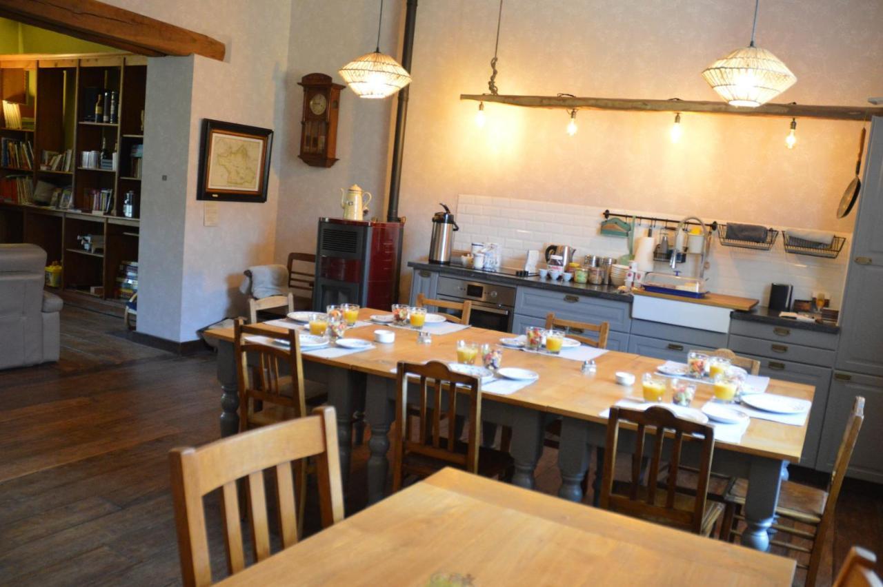 Aux 4 Saules De 4 Wilgen Bed & Breakfast Modave Eksteriør bilde
