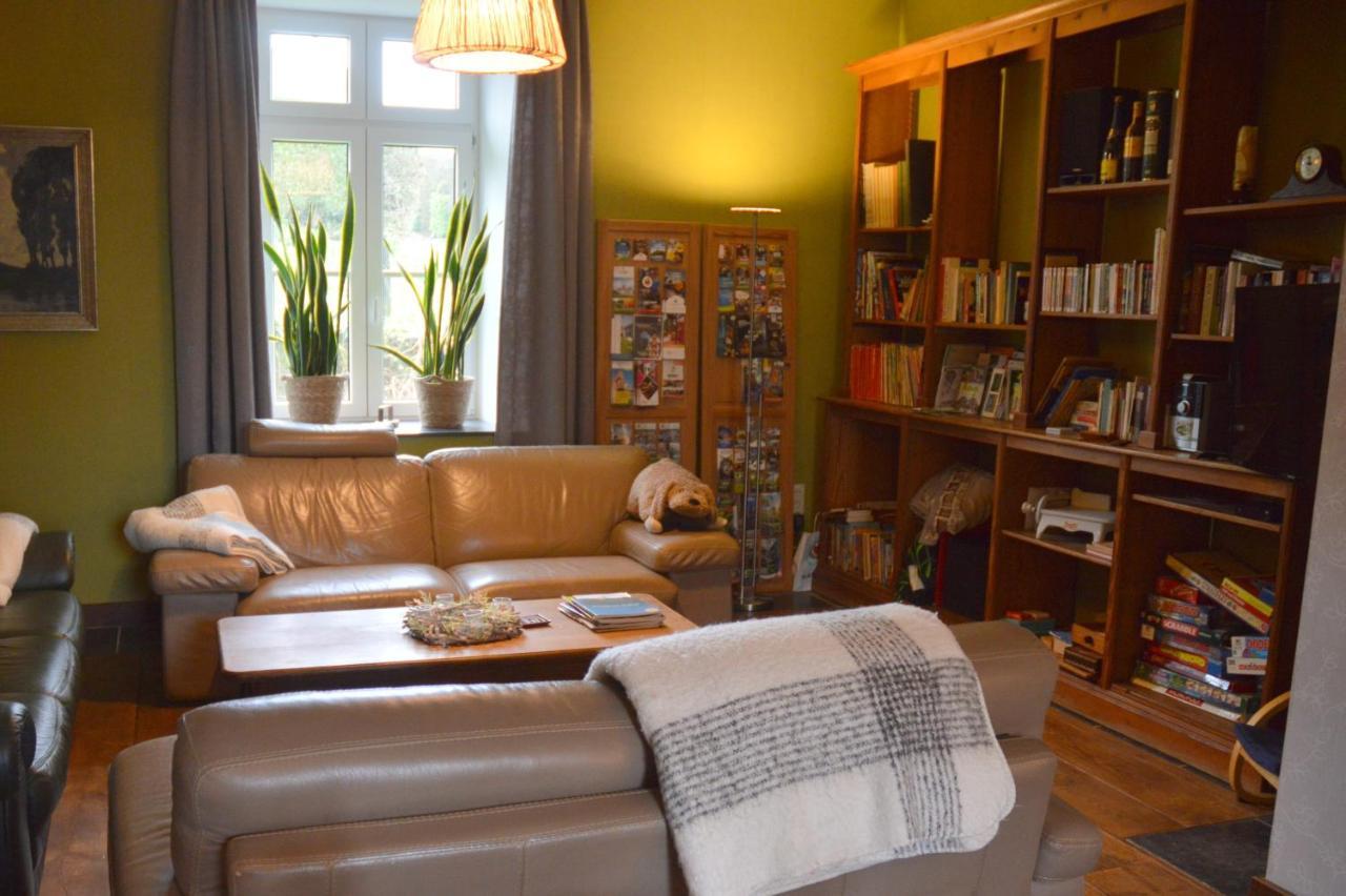 Aux 4 Saules De 4 Wilgen Bed & Breakfast Modave Eksteriør bilde