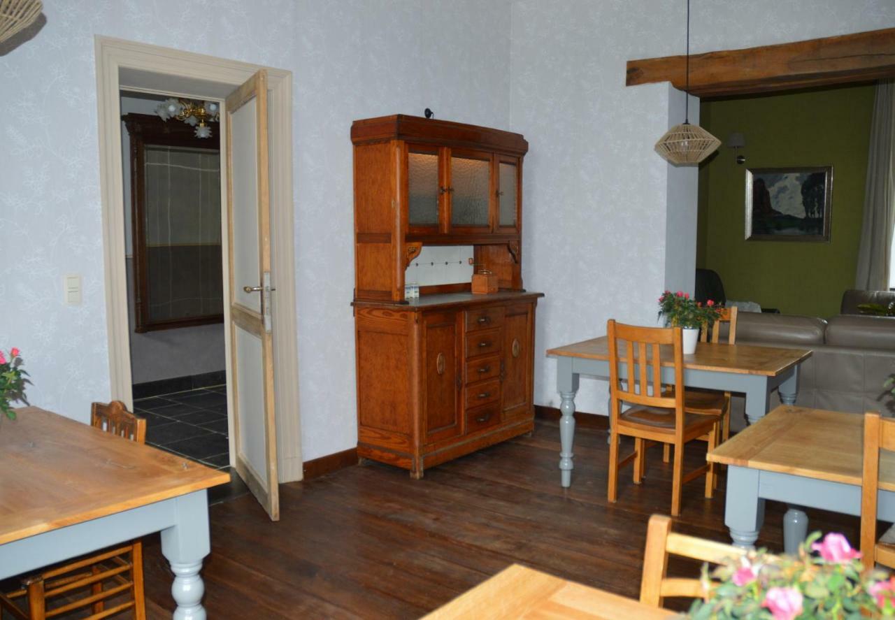Aux 4 Saules De 4 Wilgen Bed & Breakfast Modave Eksteriør bilde