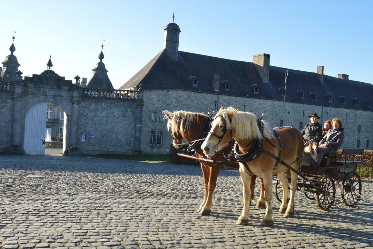 Aux 4 Saules De 4 Wilgen Bed & Breakfast Modave Eksteriør bilde