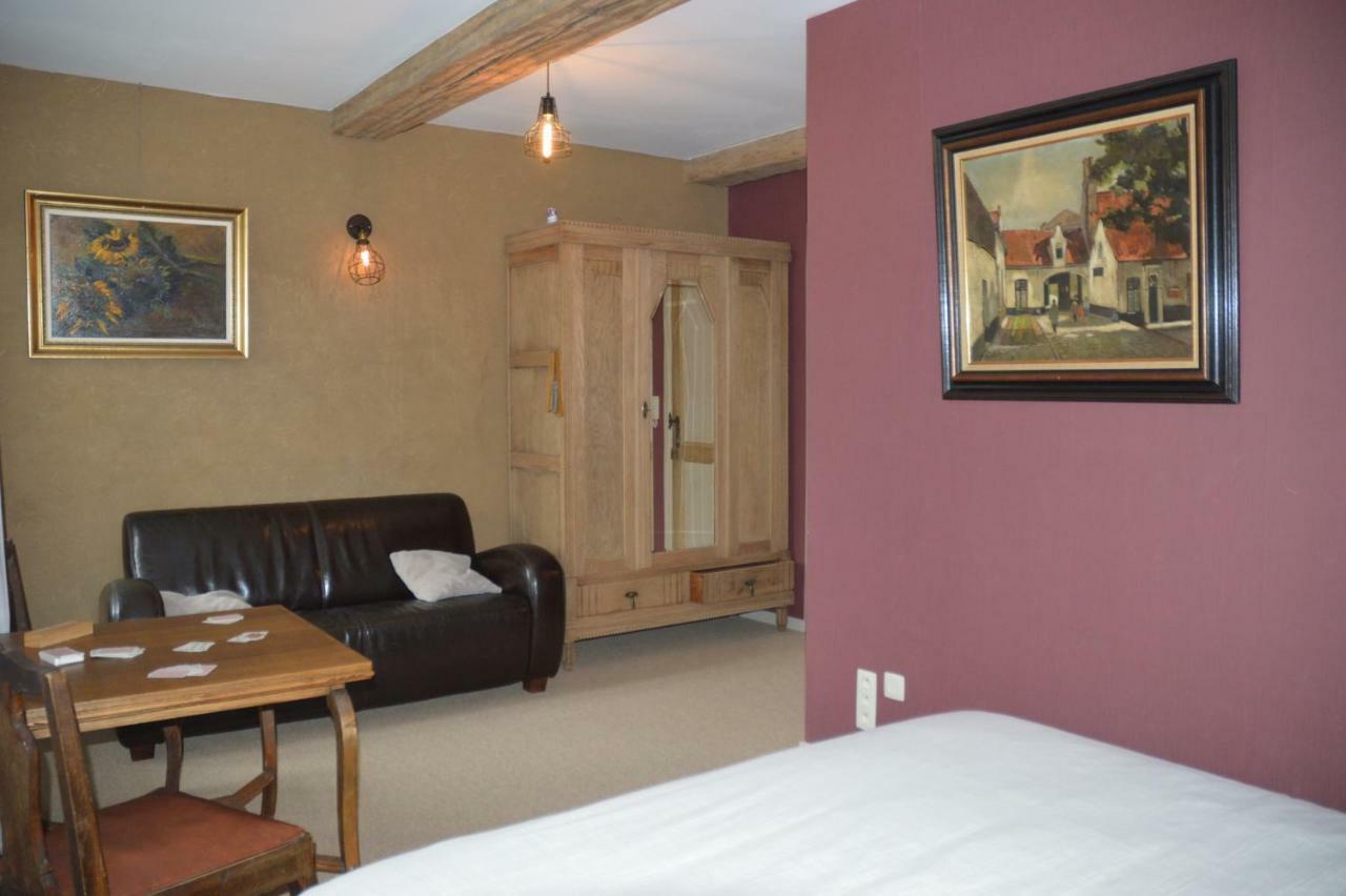Aux 4 Saules De 4 Wilgen Bed & Breakfast Modave Eksteriør bilde
